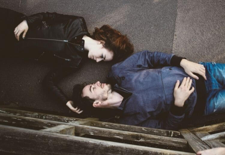 Signs Your Soulmate Is Thinking About You